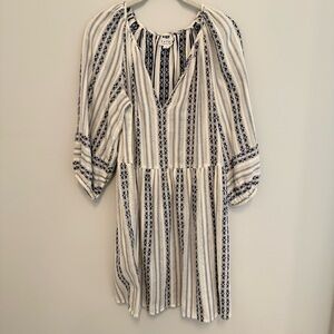 Velvet by Graham & Spencer White and Navy Striped V-Neck Mini Dress, size small